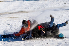 تیوب بازی در برف - همدان