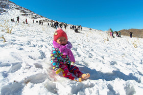 تیوب بازی در برف - اراک