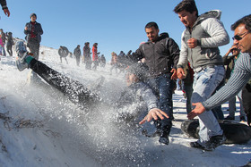 تیوب بازی در برف - اراک