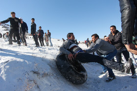 تیوب بازی در برف - اراک