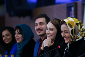 نشست خبری فیلم زیر سقف دودی