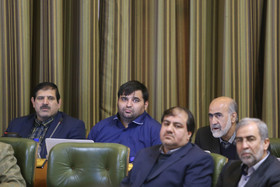 جلسه بررسی حادثه پلاسکو در شورای شهر