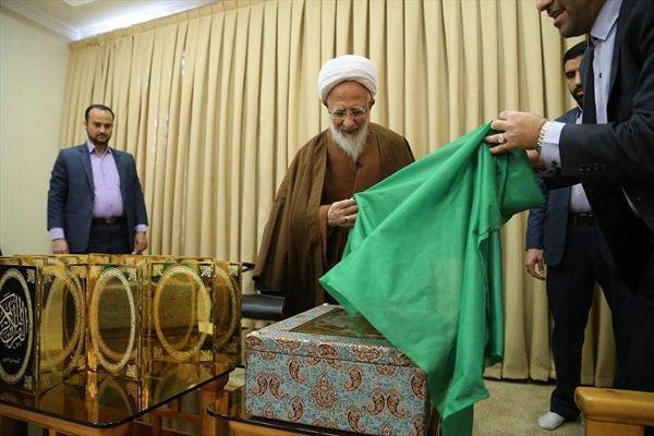رونمایی از قرآن نفیس