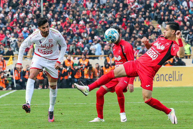 تقابل گلمحمدی با پرسپولیس در حضور "پرشورها" تقابل گلمحمدی با پرسپولیس در حضور "پرشورها"