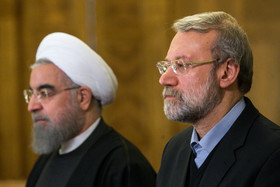 حسن روحانی رییس جمهور و علی لاریجانی رییس مجلس در جمع خبرنگاران بعد از نشست مشترک روسای قوا