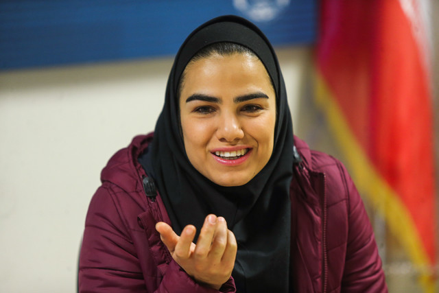 کریمی: وزیر به حاشیه‌سازان تودهنی بزند/ همیشه غیرت جواب نمی‌دهد؛ امکانات می‌خواهیم