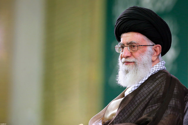 مدارس را مزین کنید به نمازخوانی نوجوانان مدارس را مزین کنید به نمازخوانی نوجوانان