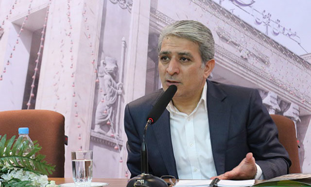 چرا ارز مورد نیاز زائران اربعین در داخل تامین نشد؟ چرا ارز مورد نیاز زائران اربعین در داخل تامین نشد؟