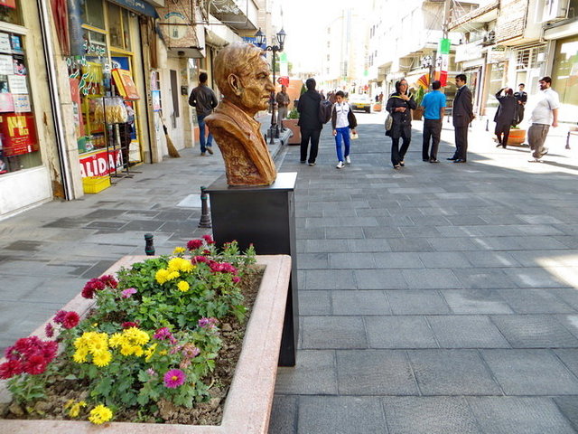 بررسی وضعیت پیاده راه سازی در پایتخت بررسی وضعیت پیاده راه سازی در پایتخت