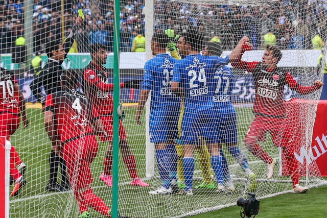 فغانی تایید کرد؛ سیدجلال حسینی از بازی با سپاهان محروم نیست فغانی تایید کرد؛ سیدجلال حسینی از بازی با سپاهان محروم نیست