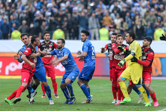 جوانها را رها کنید، بزرگترها را بگیرید! جوانها را رها کنید، بزرگترها را بگیرید!