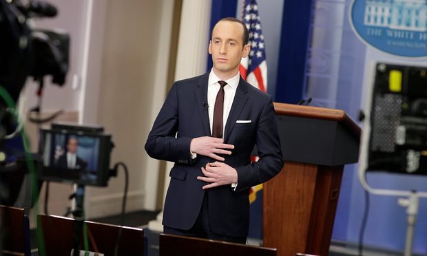 مشاور ترامپ: دستور مهاجرتی جدید در دست بررسی است/ شواهد زیادی درباره تقلب در انتخابات داریم