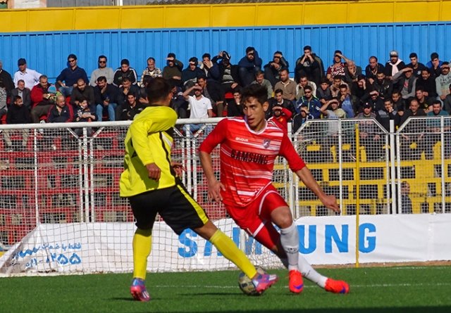 صعود موقت نساجی مازندران به رده دوم