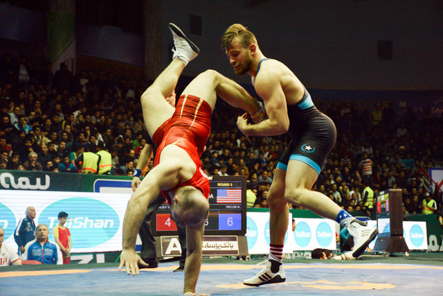 روزشماری حسن یزدانی برای انتقام از دیوید تیلور آمریکایی روزشماری حسن یزدانی برای انتقام از دیوید تیلور آمریکایی