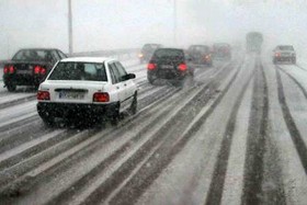  تردد در محورهای گیلان با زنجیر چرخ امکان پذیر است
