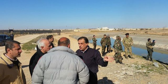 داعش روستاهای حومه شرقی حلب را با آب رود فرات غرق میکند داعش روستاهای حومه شرقی حلب را با آب رود فرات غرق میکند