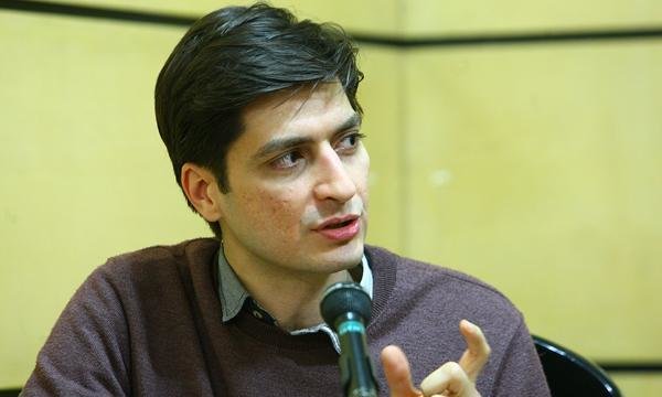 به‌خاطر یک شوخی همه بیانیه می‌دهند