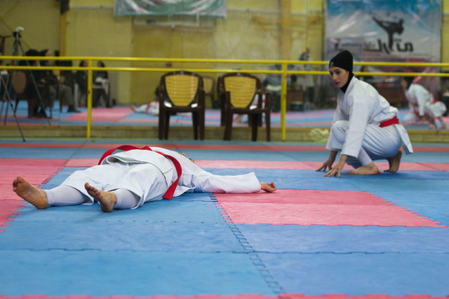 اختلاف نظرهایی که تیشه به ریشه کاراته خوزستان میزنند رقابت های انتخابی تیم ملی کاراته بانوان
