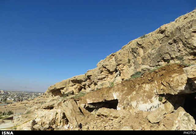 نابودی غار دانیال عباس آباد زیر پای گردشگران  نابودی غار دانیال عباس آباد زیر پای گردشگران