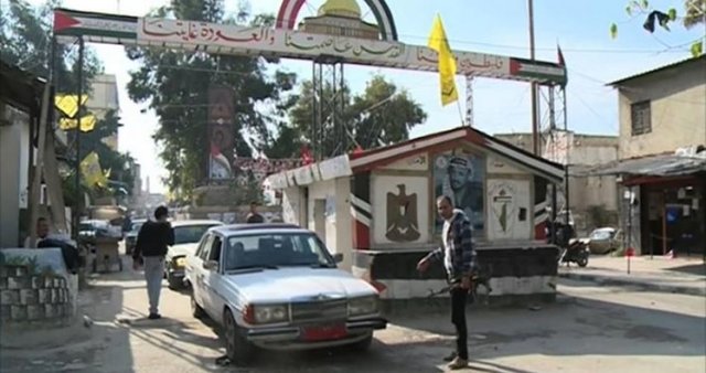 عکس آرشیوی است درگیری مسلحانه در اردوگاه عین الحلوه در جنوب لبنان