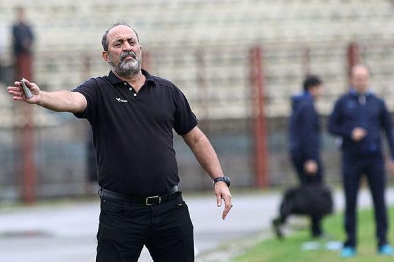 اکبر میثاقیان