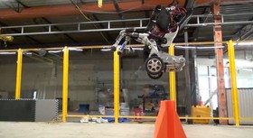 رونمایی از یک ربات پرجنب‌وجوش+فیلم