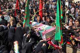 تشییع پیکرهای 19 شهید در مشهد 