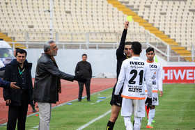 دیدار تیم های فوتبال تراکتور سازی تبریز و سایپا