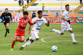 دیدار تیم های فوتبال تراکتور سازی تبریز و سایپا