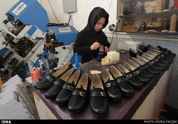 پتروشیمیها برای کفشسازان دردسرساز شدند پتروشیمیها برای کفشسازان دردسرساز شدند