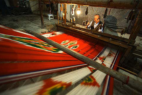  ویدئو / شعربافی در معرض فراموشی