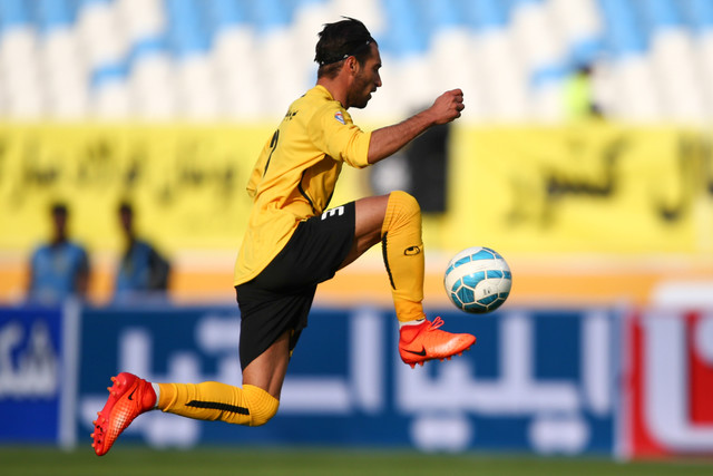 شجاع خلیل‌زاده: سپاهان شانس زیادی برای کسب سهمیه آسیا دارد