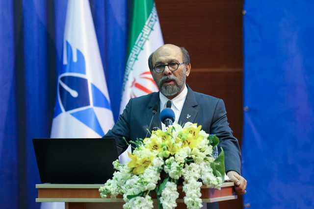 9900 میلیاردتومان در آموزش‌عالی هزینه می‌کنیم/اثر انگشت آیت‌الله هاشمی درتمام حوزه‌ها وجود دارد