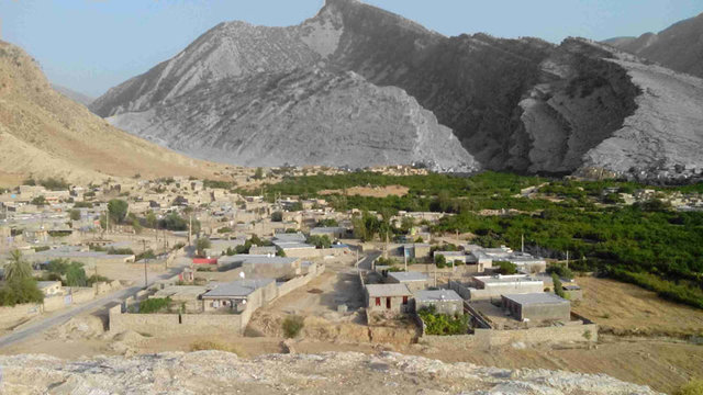 درخشش نگین آتشین در استان چهار فصل 