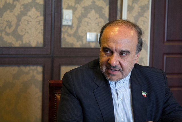 سلطانیفر؛ وزیر ورزش و جوانان وزیر ورزش: بهزودی شاهد حضور زنان در ورزشگاهها خواهیم بود