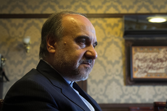 وزیر ورزش: به مرور زمینه حضور خانوادهها در ورزشگاهها فراهم میشود وزیر ورزش: به مرور زمینه حضور خانوادهها در ورزشگاهها فراهم میشود