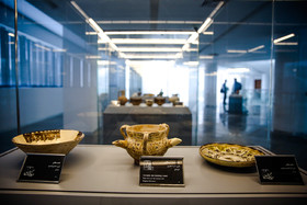 موزه بزرگ خراسان دارای گنجینه یا مخزن اشیاء، تالارهای تخصصی اشیاء تاریخی و مردمشناسی و قسمت ویژه کیهانشناسی، کتابخانه، آزمایشگاه و کارگاههای مرمت اشیاء تاریخی است.