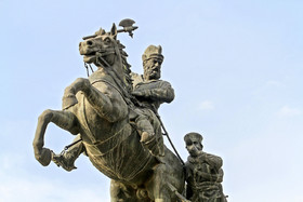 آرامگاه نادر، بنایی است در مجموعه باغموزه نادری که برای یادبود نادرشاه افشار ساخته شده است. ساختمان این آرامگاه از محل تدفین نادرشاه و دو تالار موزه تشکیل شده است.