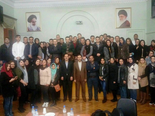 دیدار دانشجویان ایرانی با سفیر کشورمان در ایروان