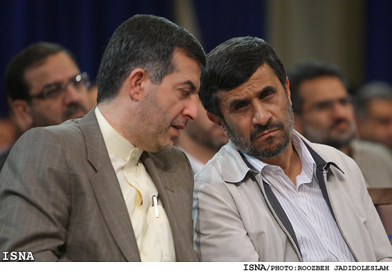 مشایی از کشور خارج نشده است مشایی از کشور خارج نشده است