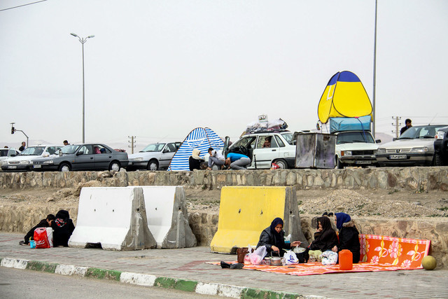 از این مسافران آبی گرم نمیشود! آغاز دور اول سفرهاي نوروزي - محور تهران - مشهد