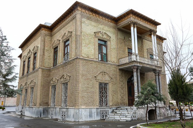 خانه تیمورتاش امروز تبدیل به موزه جنگ شده است. نگاهی به فراز و فرود عبدالحسین تیمورتاش در سالمرگش