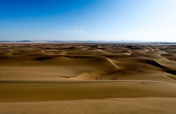 کویرها تشنه راه!  کویرها تشنه راه!