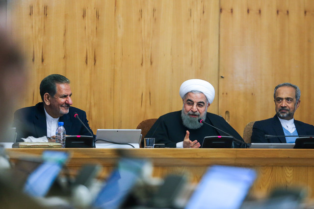 همه قوا، نهادها و نیروهای مسلح برای تحقق هر چه بیشتر اقتصاد مقاومتی به میدان بیایند همه قوا، نهادها و نیروهای مسلح برای تحقق هر چه بیشتر اقتصاد مقاومتی به میدان بیایند