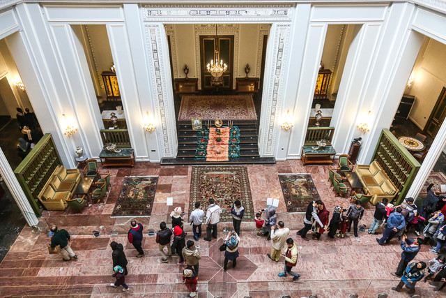 کاهش زمان بازدید از کاخ نیاوران کاهش زمان بازدید از کاخ نیاوران