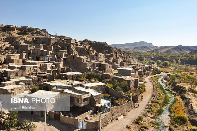 گردشگری کوهسرخ به عنوان پیشران توسعه و پیشرفت منطقه قرار میگیرد