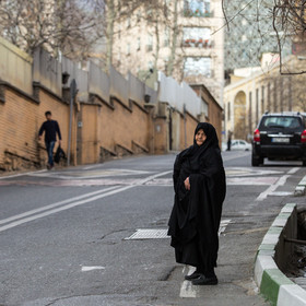 دهم فروردین، تهران، خیابان شهید باهنر (نیاوران)