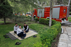 سیزده فروردین ، روز آشتی با طبیعت - پارک لاله