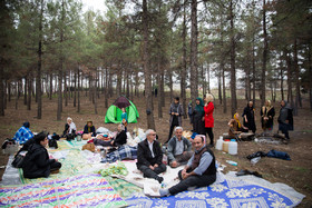 سیزده فروردین ، روز آشتی با طبیعت - پارک چیتگر