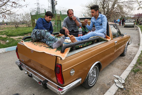 سیزده فروردین ، روز آشتی با طبیعت - حاشیه شهرک ولیعصر